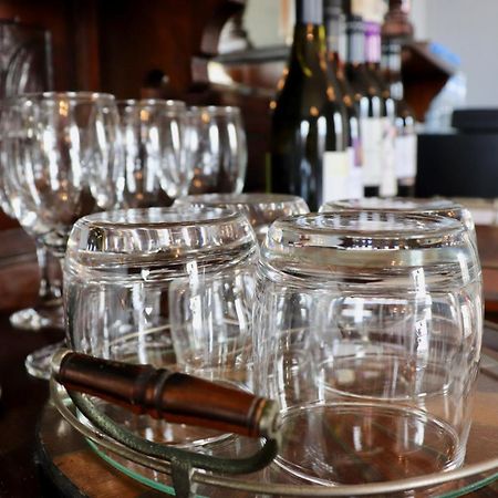Blue Bell Inn Sorell Экстерьер фото