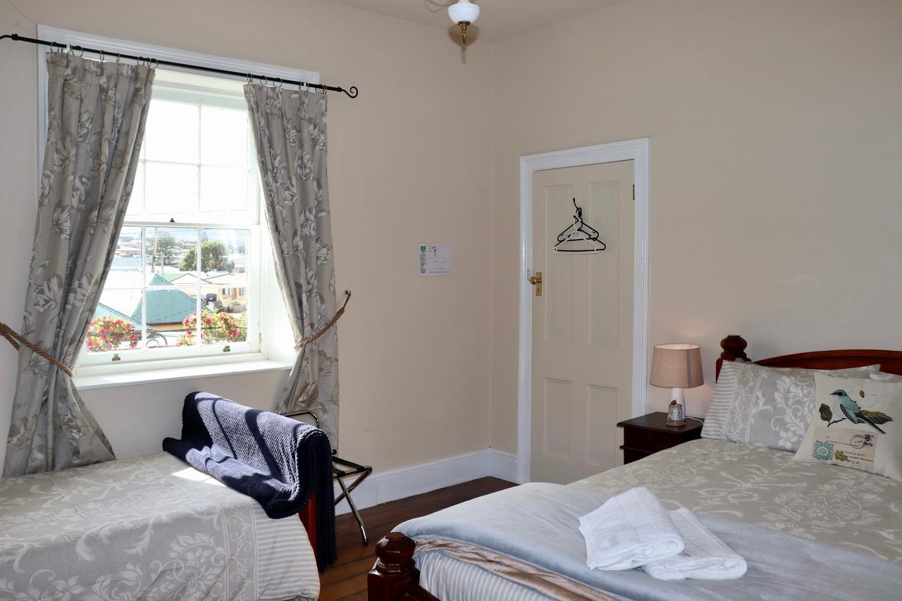 Blue Bell Inn Sorell Экстерьер фото